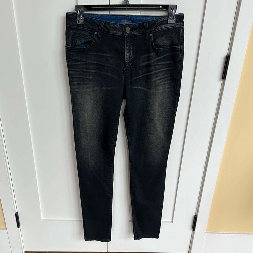 Women's Black Skinny Jeans